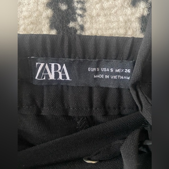 Zara - black satin jogger sz S - Picture 3 of 3